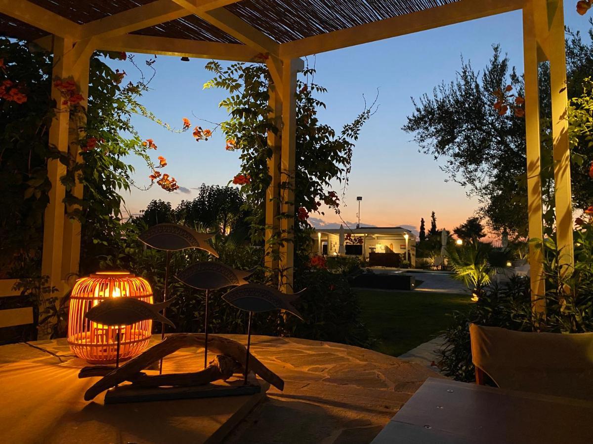 Villa Hylas Luxury Bed & Breakfast Kilada Exterior photo